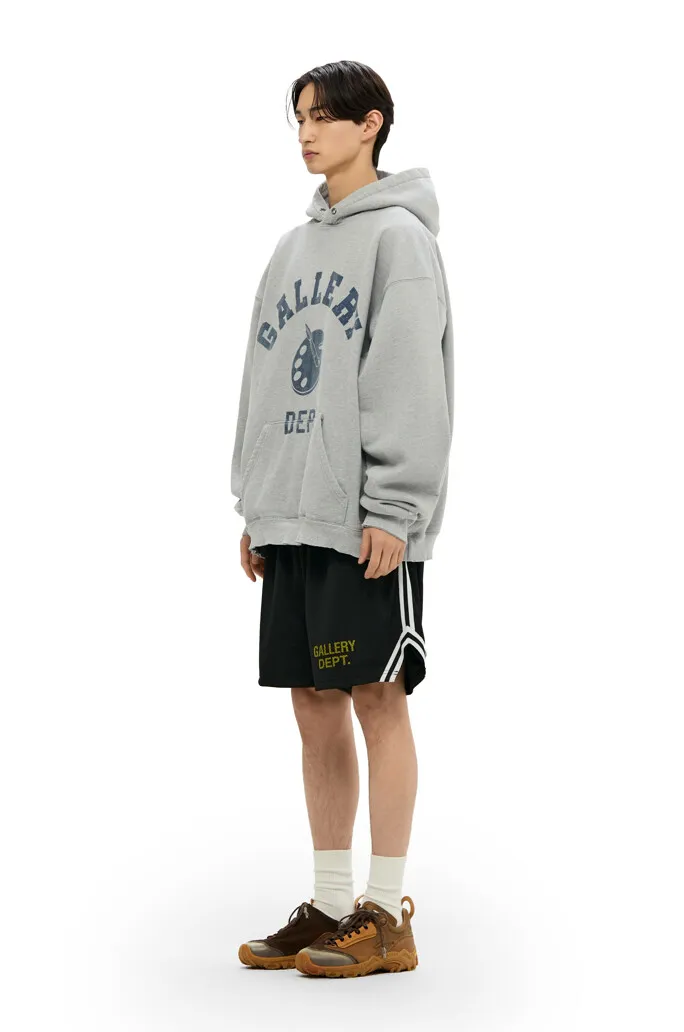 GALLERY DEPT. VENICE COURT SHORTS English mesh shorts Logo webbing wide-leg basketball shorts Black and white S-XL Original molding Loose wide-leg version American boys' first choice Breathable mesh fabric Superimposed soft material inside Comfortable and easy to match Custom-woven original consistent webbing/main mark/component wash mark Details are enlarged to follow